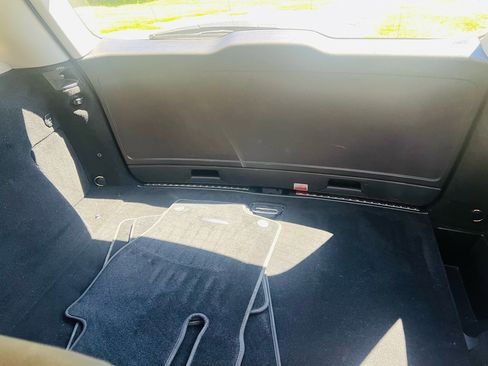 Used 2015 Mercedes-Benz ML 350 4MATIC 4dr ML 350 w/ Premium 1 Package image 28