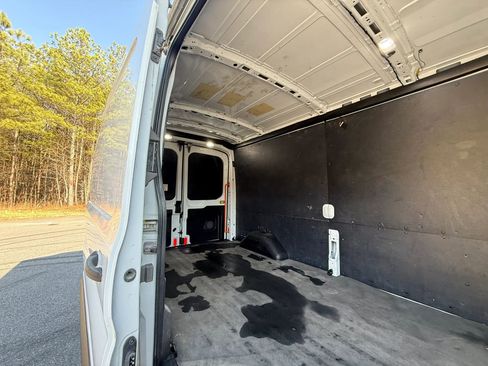 Used 2019 Ford Transit 150 Medium Roof image 14