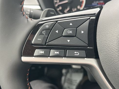 New 2026 Nissan Altima 2.5 SR AWD/4WD image 21