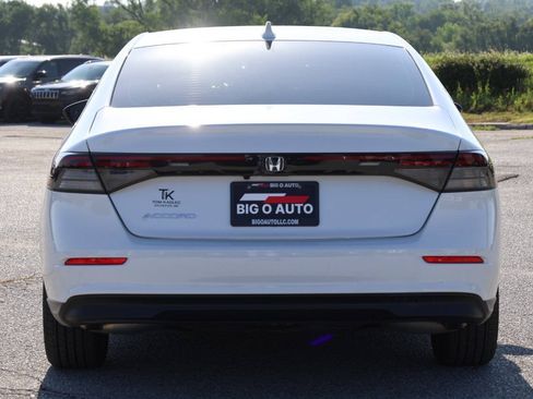 Used 2024 Honda Accord EX image 10