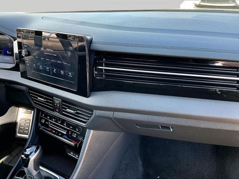 Used 2025 Volkswagen Jetta Sport FWD image 16