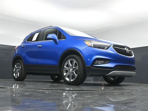 Used 2018 Buick Encore Premium w/ Experience Buick Package AWD/4WD image 29