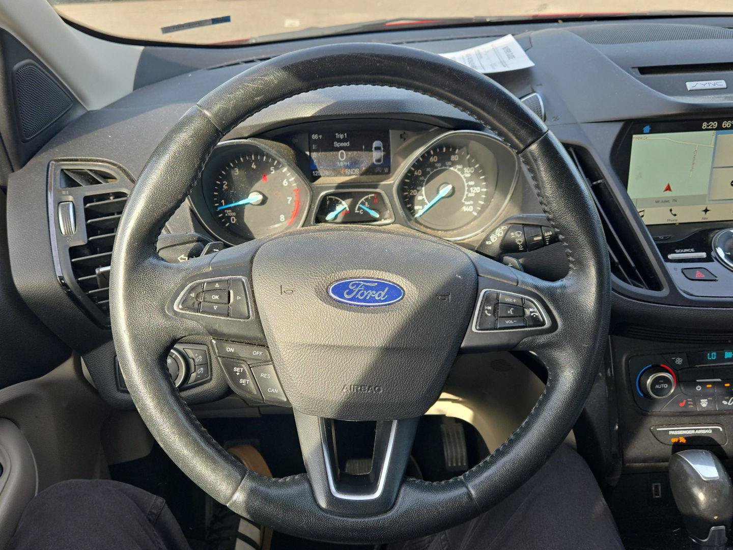 Used 2017 Ford Escape Titanium FWD image 17