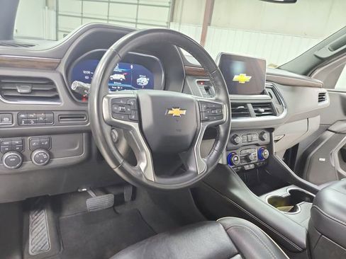 Used 2024 Chevrolet Tahoe Premier AWD/4WD image 18