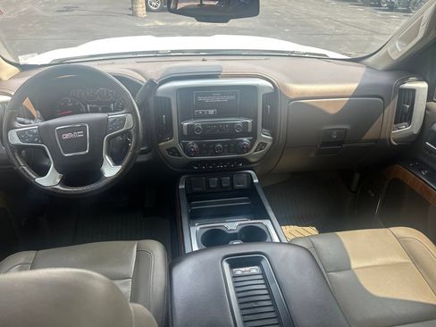 Used 2018 GMC Sierra 1500 SLT AWD/4WD image 15