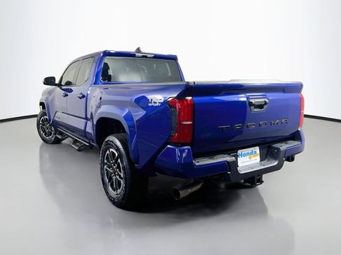 Used 2025 Toyota Tacoma TRD Sport RWD image 7