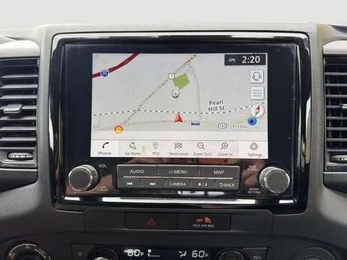 Used 2022 Nissan Frontier PRO-4X AWD/4WD image 18