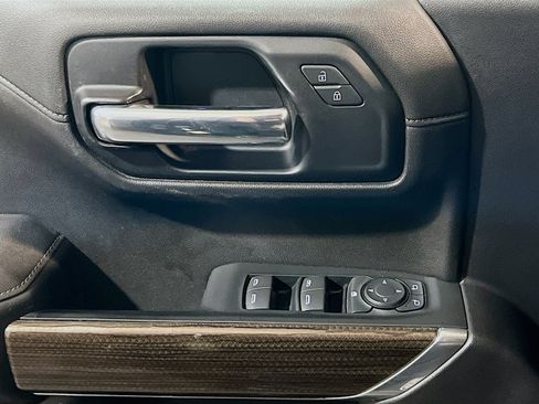 Used 2022 Chevrolet Silverado 1500 LT AWD/4WD image 13