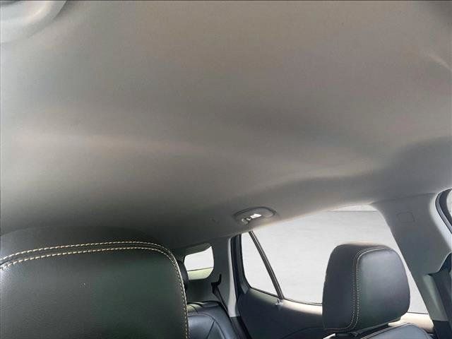 Used 2019 GMC Terrain SLT w/ Preferred Package FWD image 17