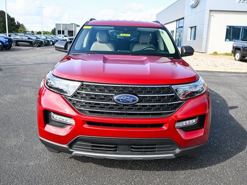 Certified 2023 Ford Explorer XLT w/ Equipment Group 202A image 10