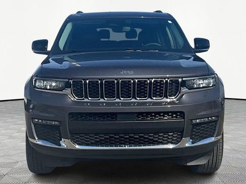 Used 2023 Jeep Grand Cherokee L Limited image 3