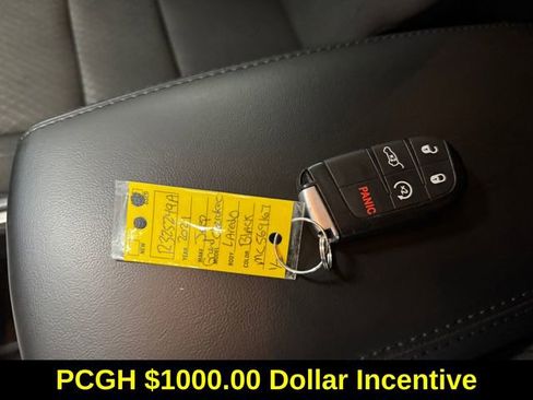 Used 2021 Jeep Grand Cherokee Laredo w/ Security & Convenience Group image 26