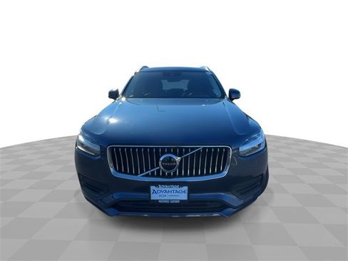 Used 2022 Volvo XC90 T6 Momentum w/ Protection Package image 3
