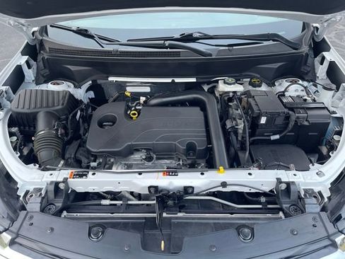 Used 2024 Chevrolet Equinox LT image 25