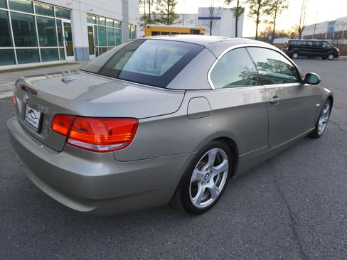 Used 2009 BMW 328i Convertible image 7