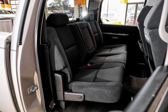 Used 2008 Chevrolet Silverado 2500 LT w/ 2LT Convenience Package AWD/4WD image 35