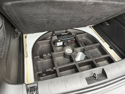 Used 2019 Jeep Renegade Limited AWD/4WD image 32