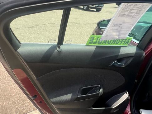 Used 2016 Chevrolet Cruze LT w/ Convenience Package image 12