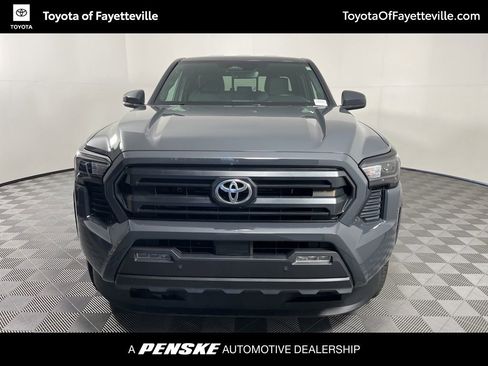 Certified 2025 Toyota Tacoma SR5 w/ SR5 Upgrade Package AWD/4WD image 13