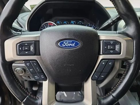 Used 2019 Ford F250 Platinum w/ Platinum Ultimate Package image 12