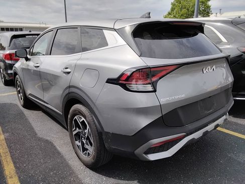 Used 2023 Kia Sportage LX FWD image 6