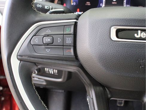 Certified 2023 Jeep Grand Cherokee L Laredo AWD/4WD image 16