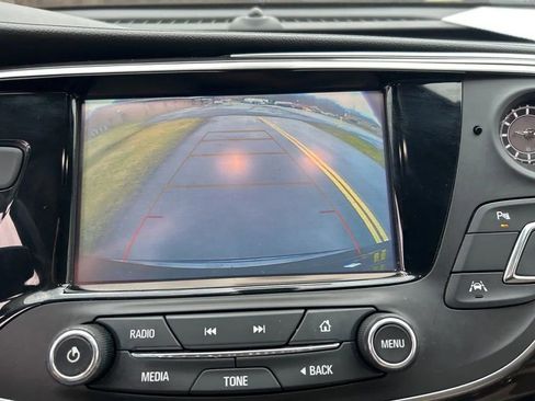 Used 2019 Buick Envision Premium image 25