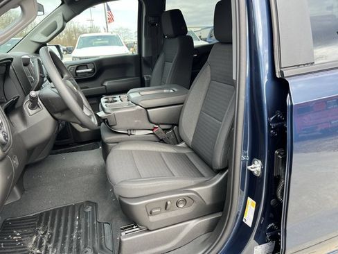 Used 2023 Chevrolet Silverado 1500 Custom w/ LPO, Dark Essentials Package AWD/4WD image 20