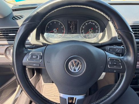 Used 2015 Volkswagen Passat 1.8T Sport FWD image 33