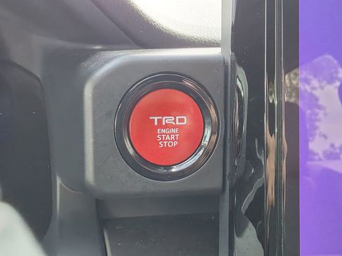 Used 2024 Toyota Tacoma TRD Sport w/ TRD Sport Upgrade Package RWD image 21