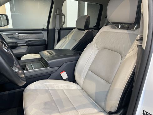 Used 2023 RAM 1500 Limited AWD/4WD image 17