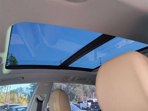 Used 2025 Audi Q8 Premium Plus image 20