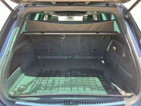 Used 2017 Volkswagen Touareg Wolfsburg Edition AWD/4WD image 25
