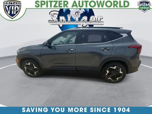 Used 2024 Kia Seltos EX FWD image 6