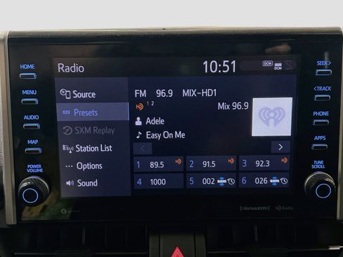 Used 2022 Toyota RAV4 SE w/ Convenience Package AWD/4WD image 9