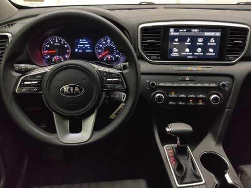 Used 2020 Kia Sportage LX FWD image 22