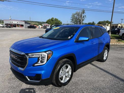 Used 2024 GMC Terrain SLE AWD/4WD image 8