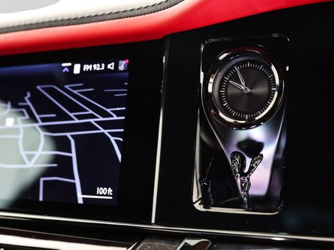 Certified 2025 Rolls-Royce Cullinan Black Badge AWD/4WD image 26