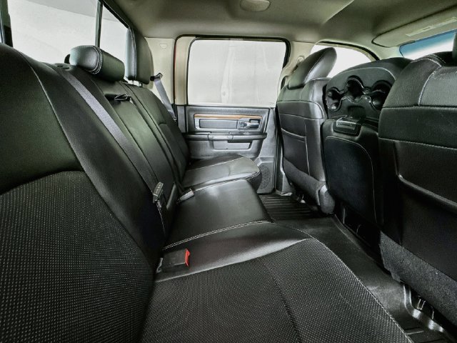 Used 2016 RAM 2500 Laramie w/ Cold Weather Group AWD/4WD image 23