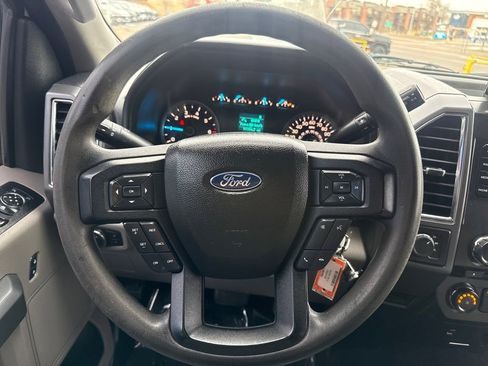 Used 2016 Ford F150 XLT image 14