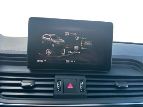 Used 2020 Audi Q5 2.0T Premium w/ Convenience Package image 15