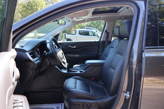 Used 2019 GMC Acadia SLT w/ Black Edition AWD/4WD image 18