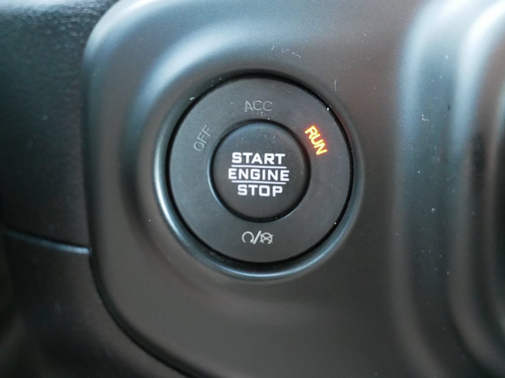 Used 2018 Jeep Wrangler Unlimited Sport S AWD/4WD image 26