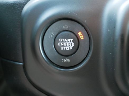 Used 2018 Jeep Wrangler Unlimited Sport S AWD/4WD image 26