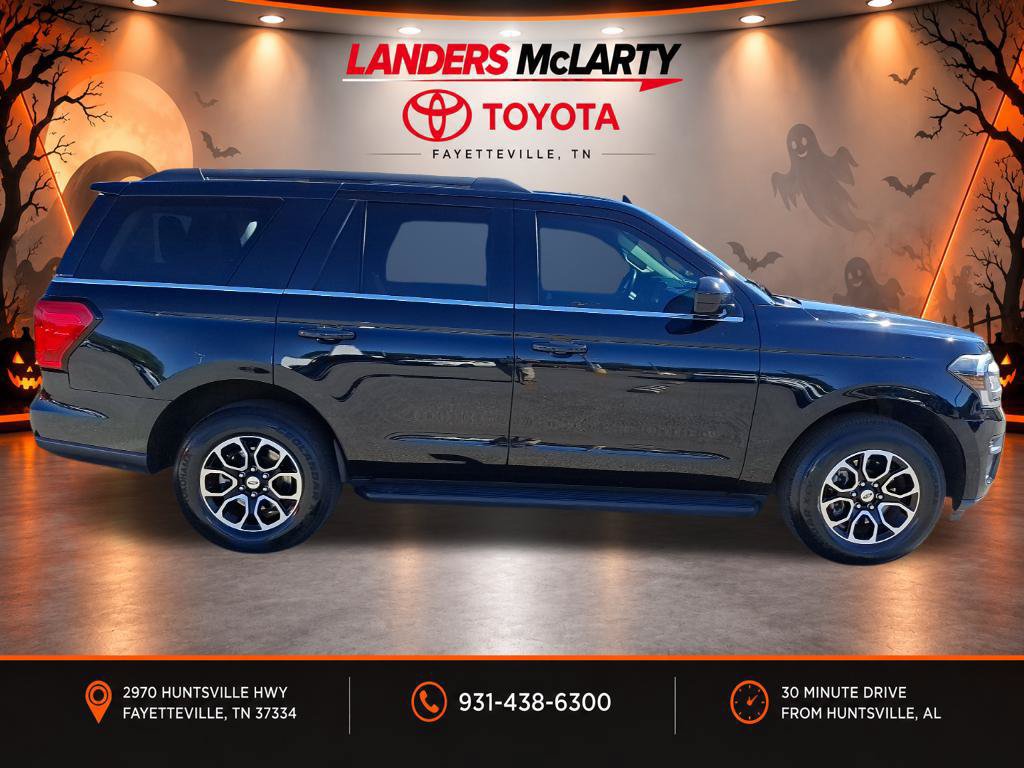 Used 2022 Ford Expedition XLT RWD image 2