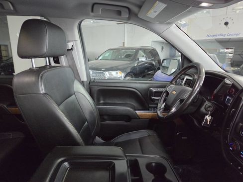 Used 2018 Chevrolet Silverado 1500 LTZ w/ LPO, Black Pack image 28