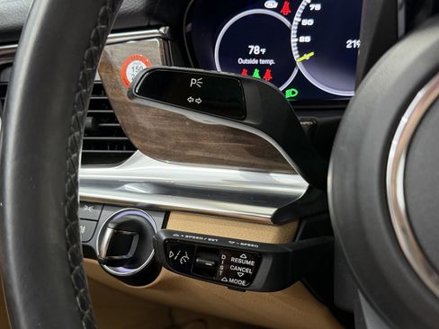 Certified 2023 Porsche Panamera 4 image 48