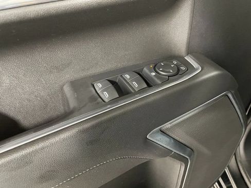 Used 2023 GMC Sierra 1500 Elevation w/ LPO, Elevation Black Package AWD/4WD image 19