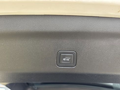 Used 2024 Chevrolet Tahoe RST w/ Sport Performance Package image 8