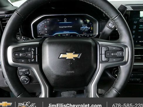 Certified 2025 Chevrolet Silverado 1500 LT AWD/4WD image 8